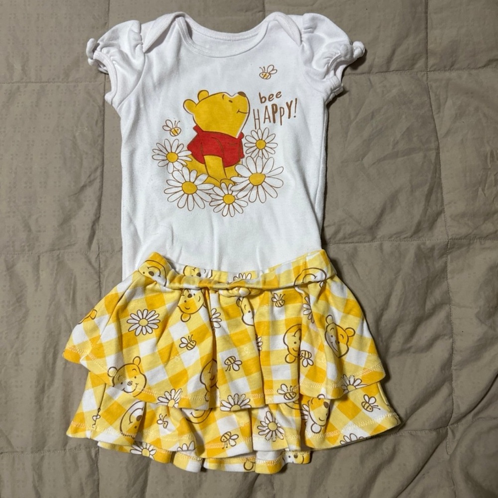 Disney White and Yellow Winnie the Pooh Kids Matching Set